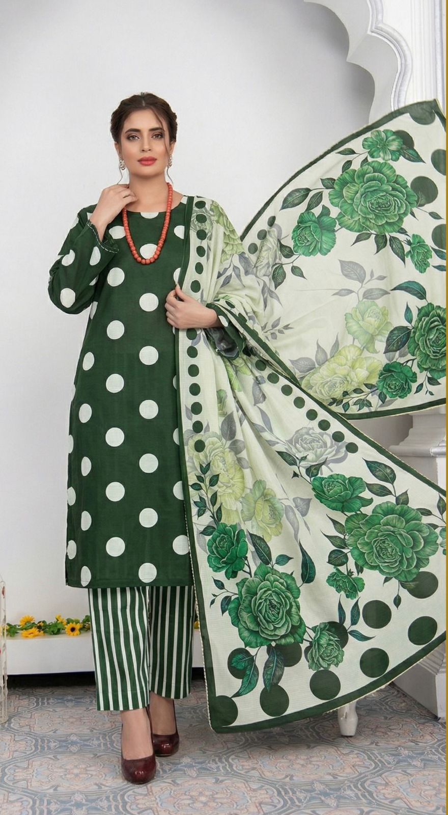 Bonanza Satrangi Unstitched 3Pc Premium Doria Lawn All Over Print Suit – Bottle Green